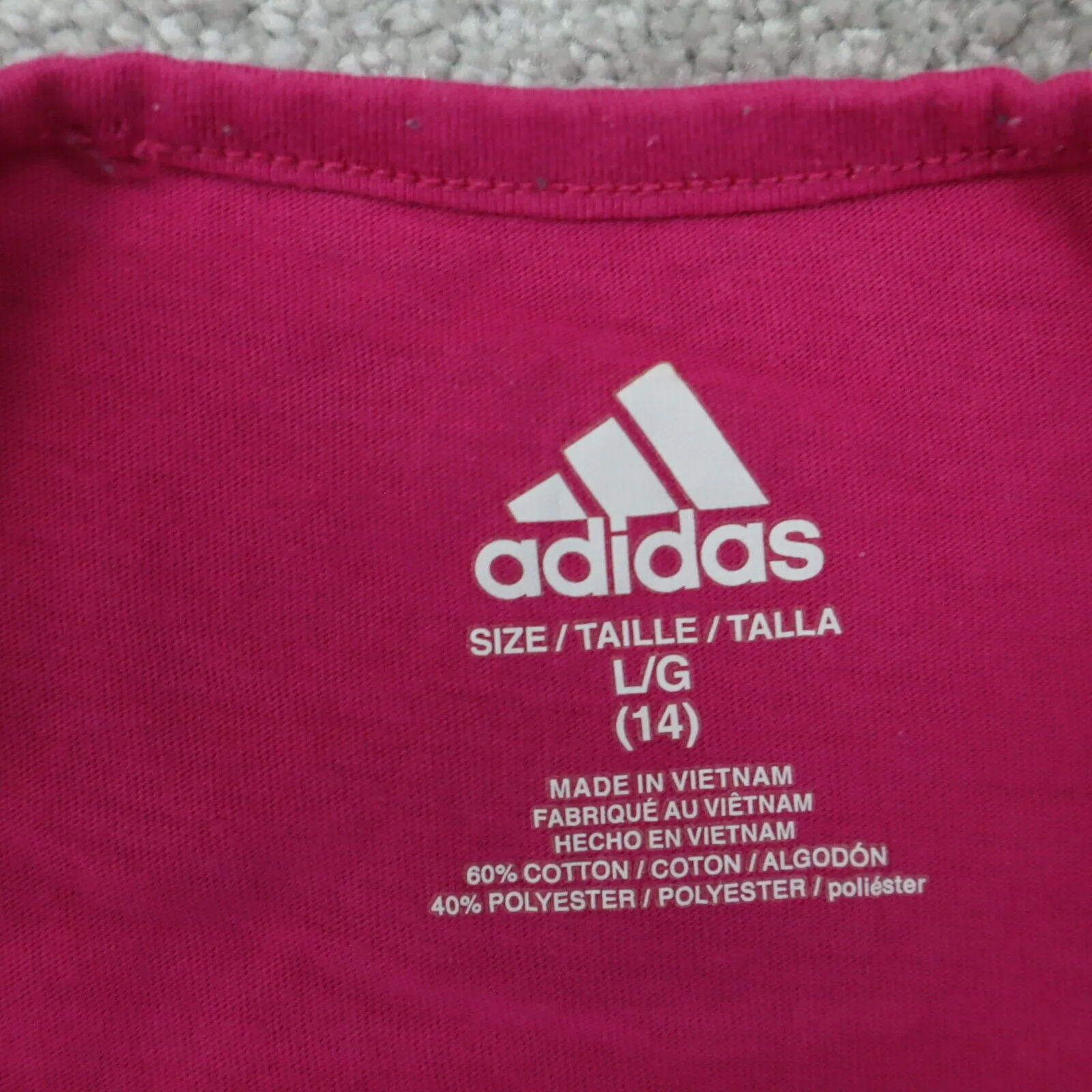 Adidas Graphics T-Shirt Girls Large L Pink Short Sleeves Round Neck Sports