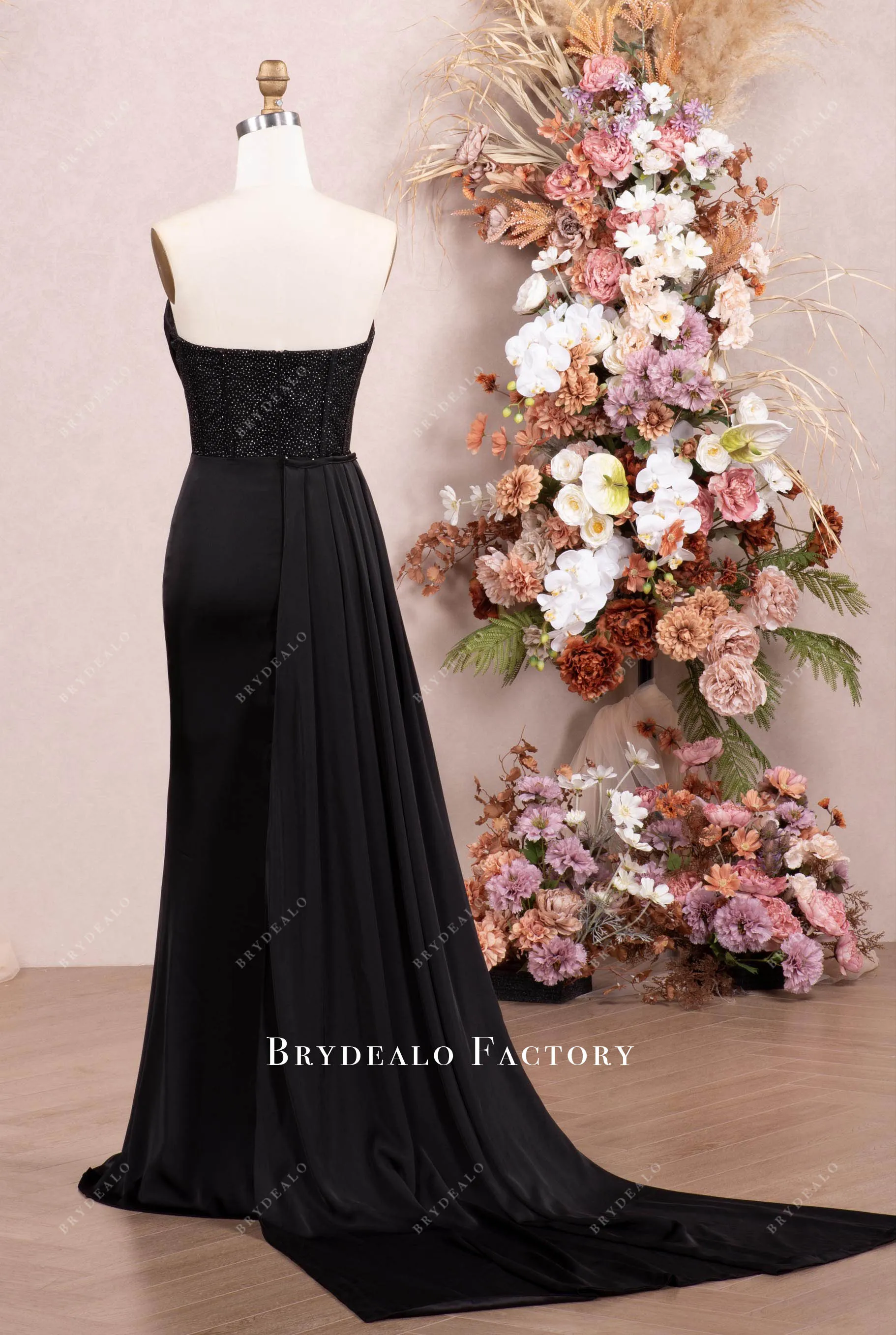 Black Strapless Curve Neck Jersey Satin Prom Evening Dress