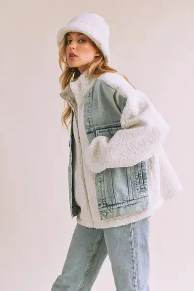 Loose Fit Sherpa Denim Jacket