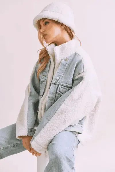 Loose Fit Sherpa Denim Jacket