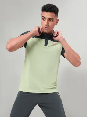 Men Colorblock Relax Fit Polo T-shirt with TECHNO COOL 