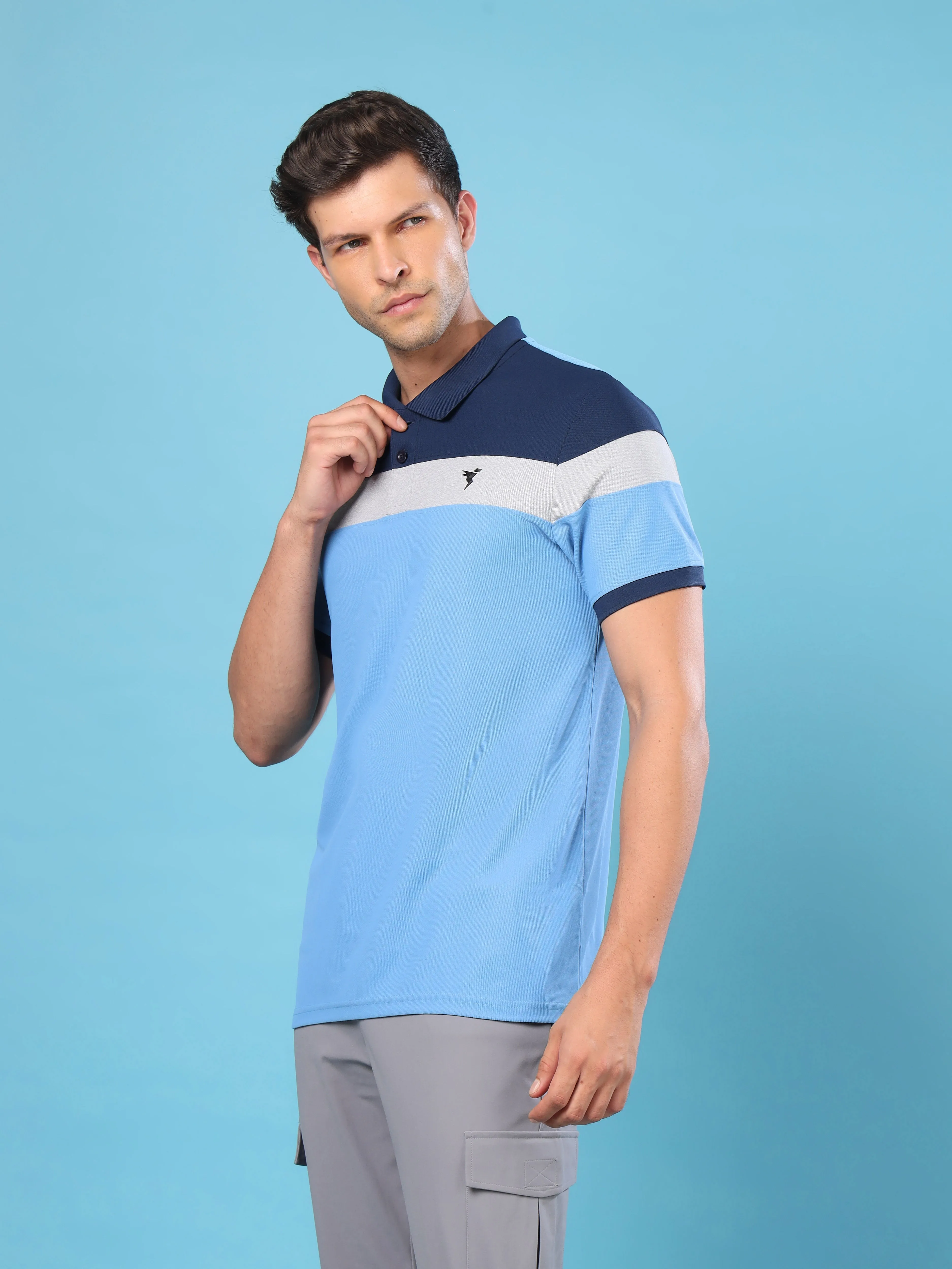 Men Colorblock Slim Fit Polo T-shirt with MATPIQ