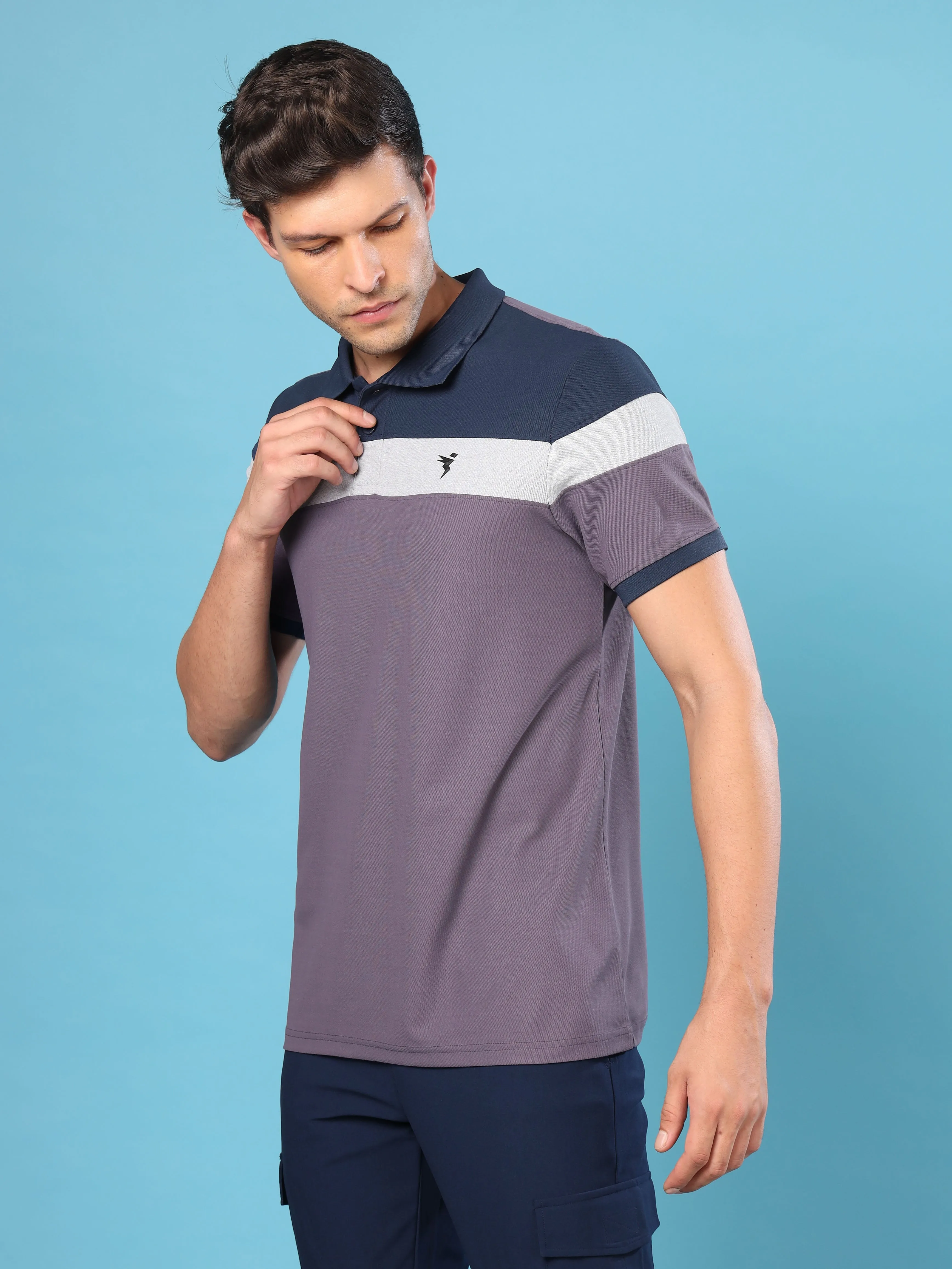 Men Colorblock Slim Fit Polo T-shirt with MATPIQ