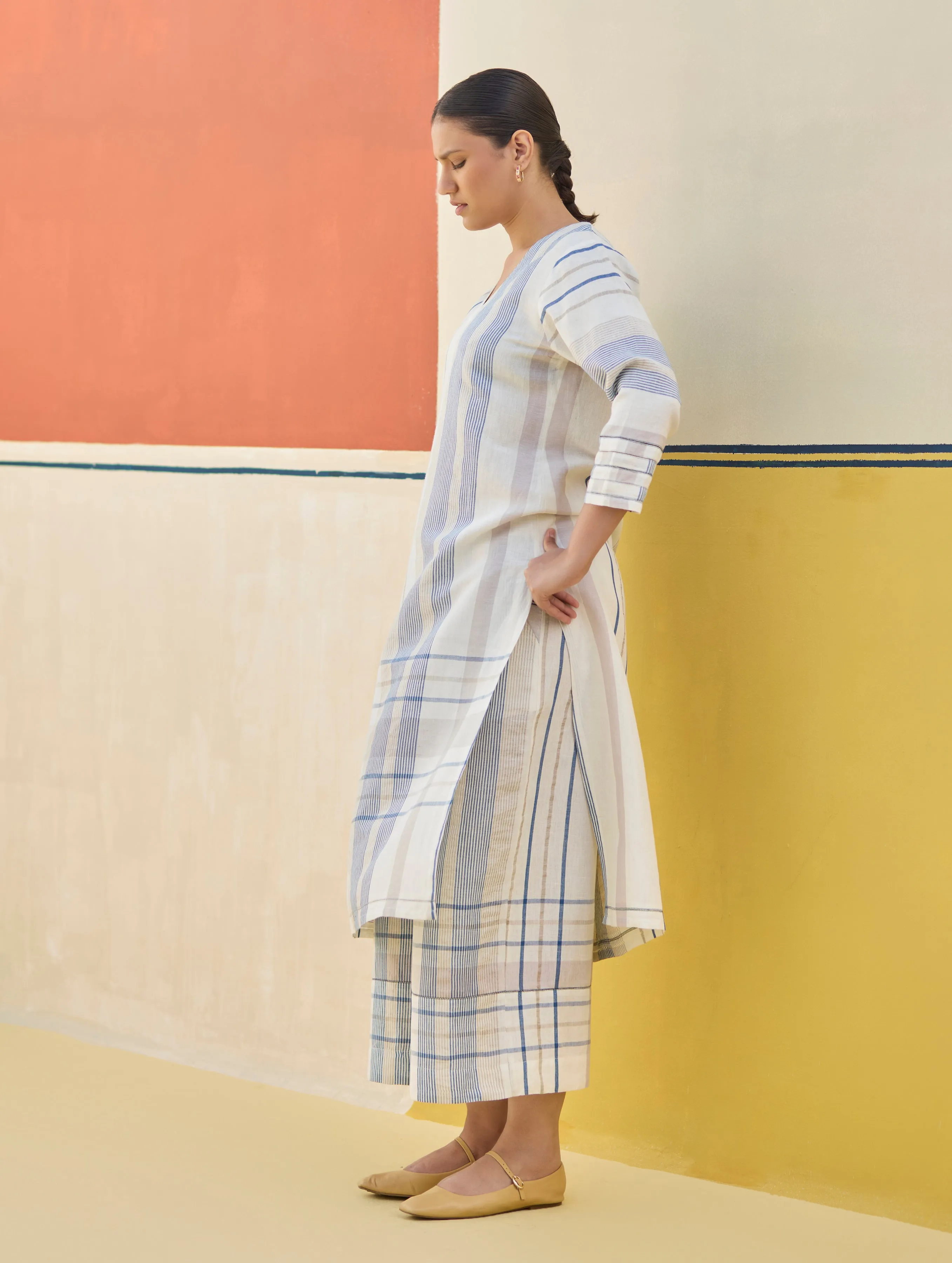 Misa Check Linen Kurta Set - Ivory