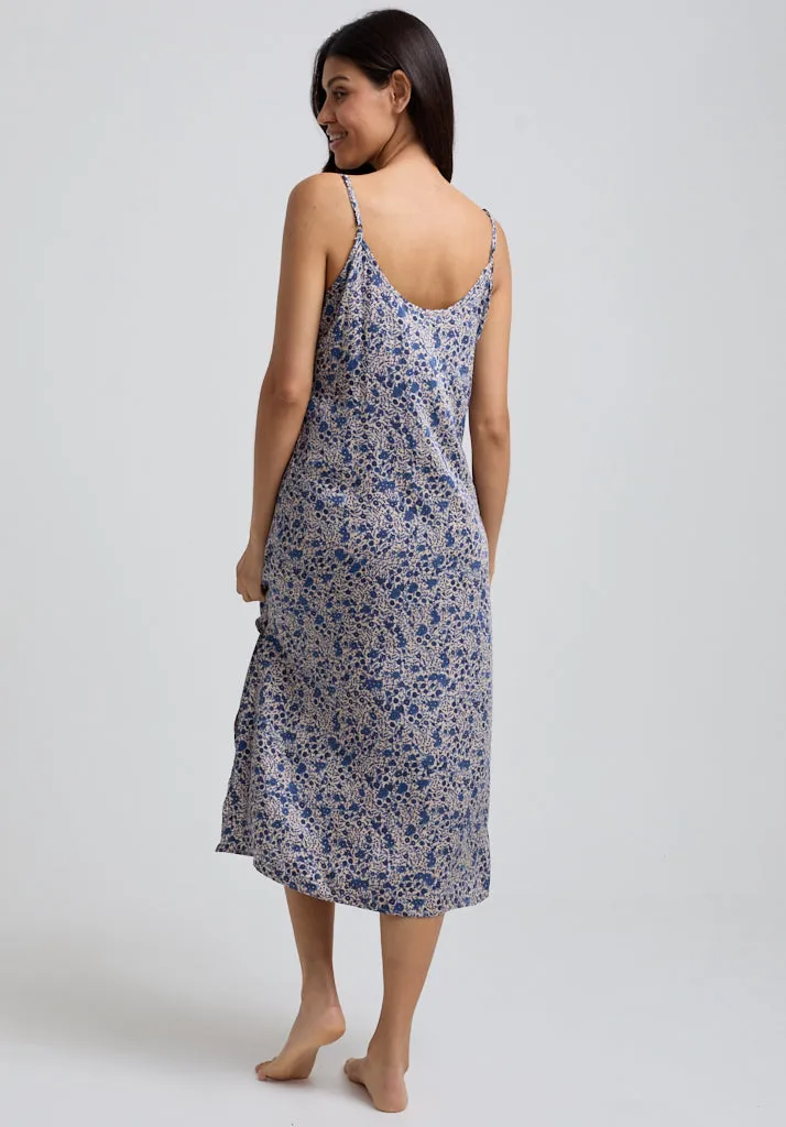 Rosie V-Neck Aster Print Nightie In Blue